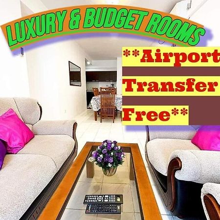 Qiqi Airport Villa Катунаяка Екстер'єр фото