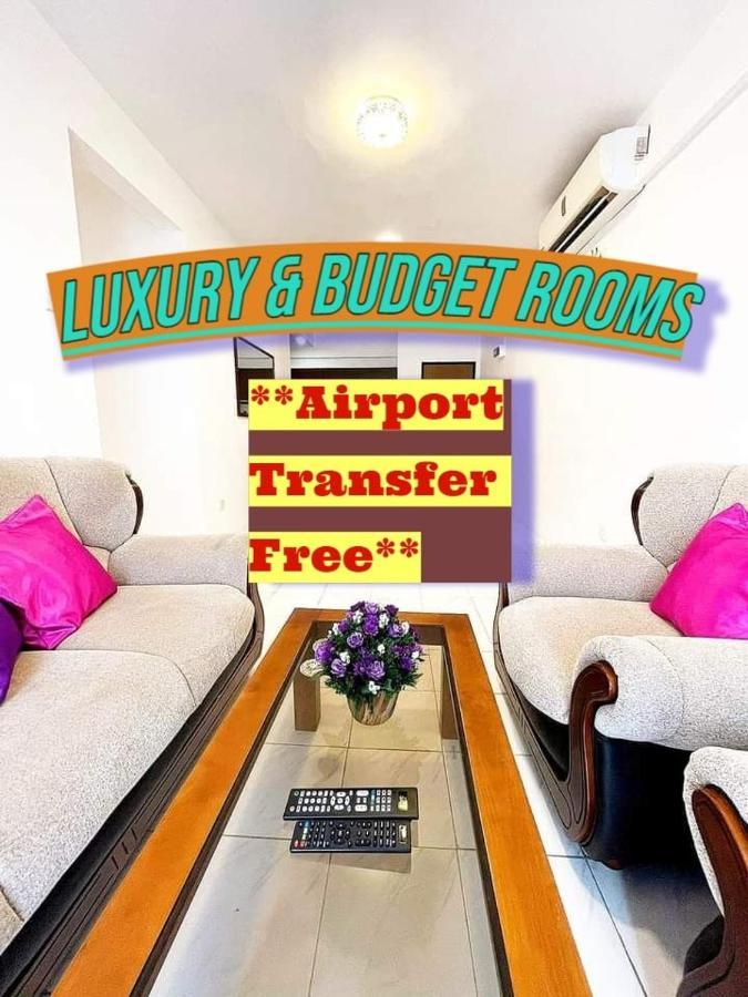 Qiqi Airport Villa Катунаяка Екстер'єр фото